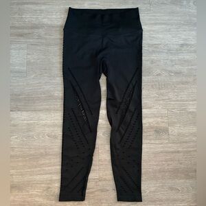 Victoria’s Secret Black Leggings with Textured Pattern and Wide Waistband